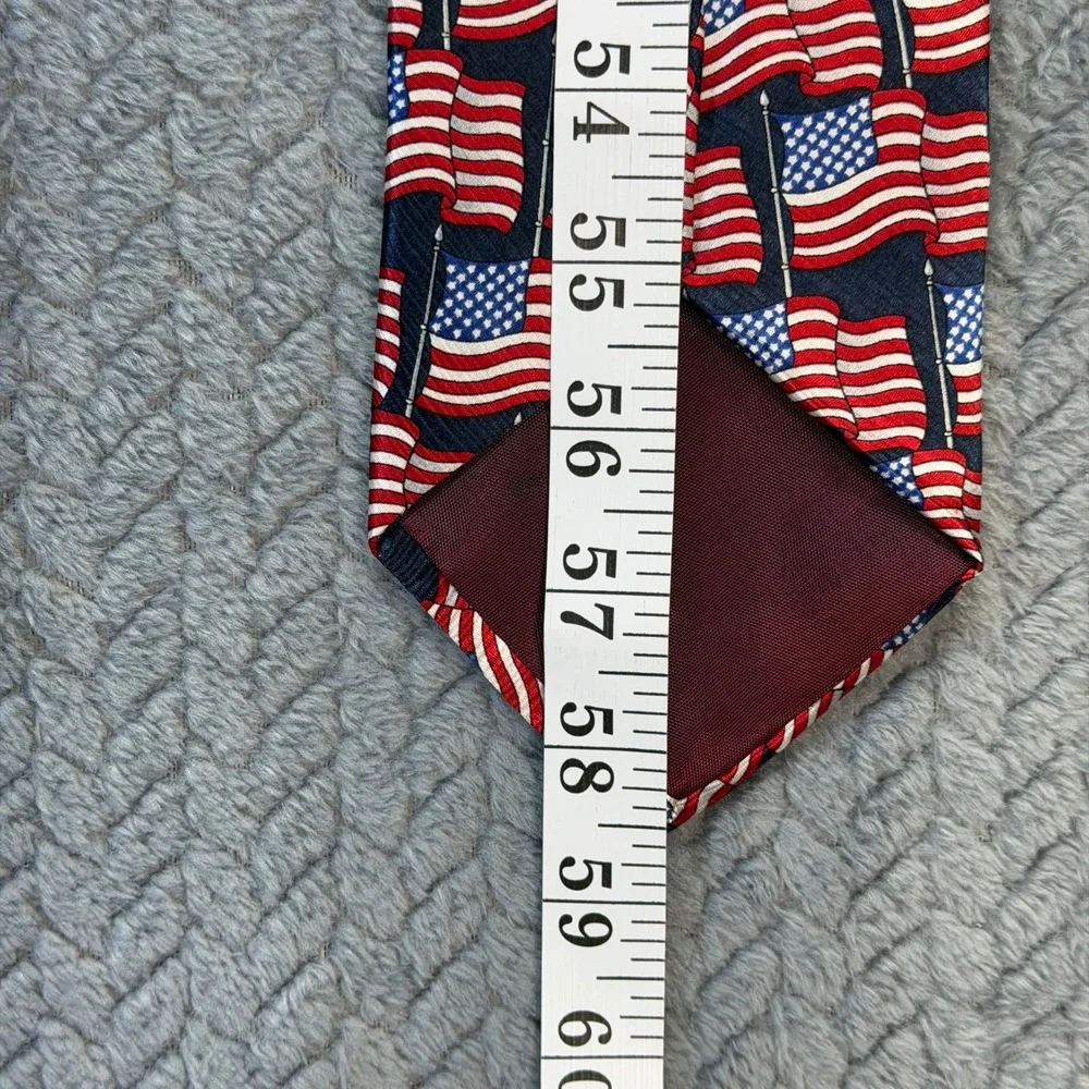 American Traditions Necktie Mens OS‎ Blue Red Flag Patriotic Silk 58.5in Vtg Tie
